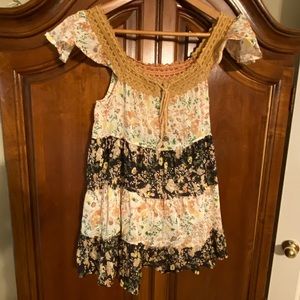 Sugar 17 fun top, size small